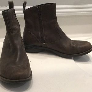 Merrell Tetra Catch Waterproof Ankle Boots sz 9